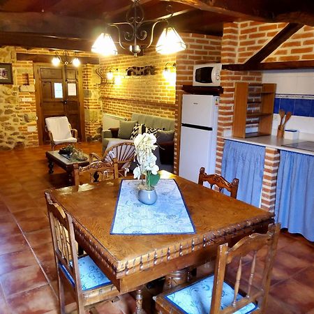 Apartamentos Rurales La Tabla Alles Eksteriør bilde