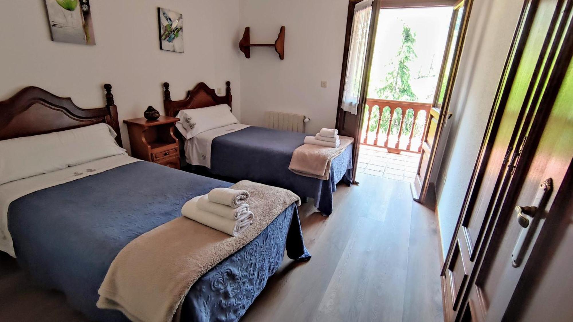 Apartamentos Rurales La Tabla Alles Eksteriør bilde