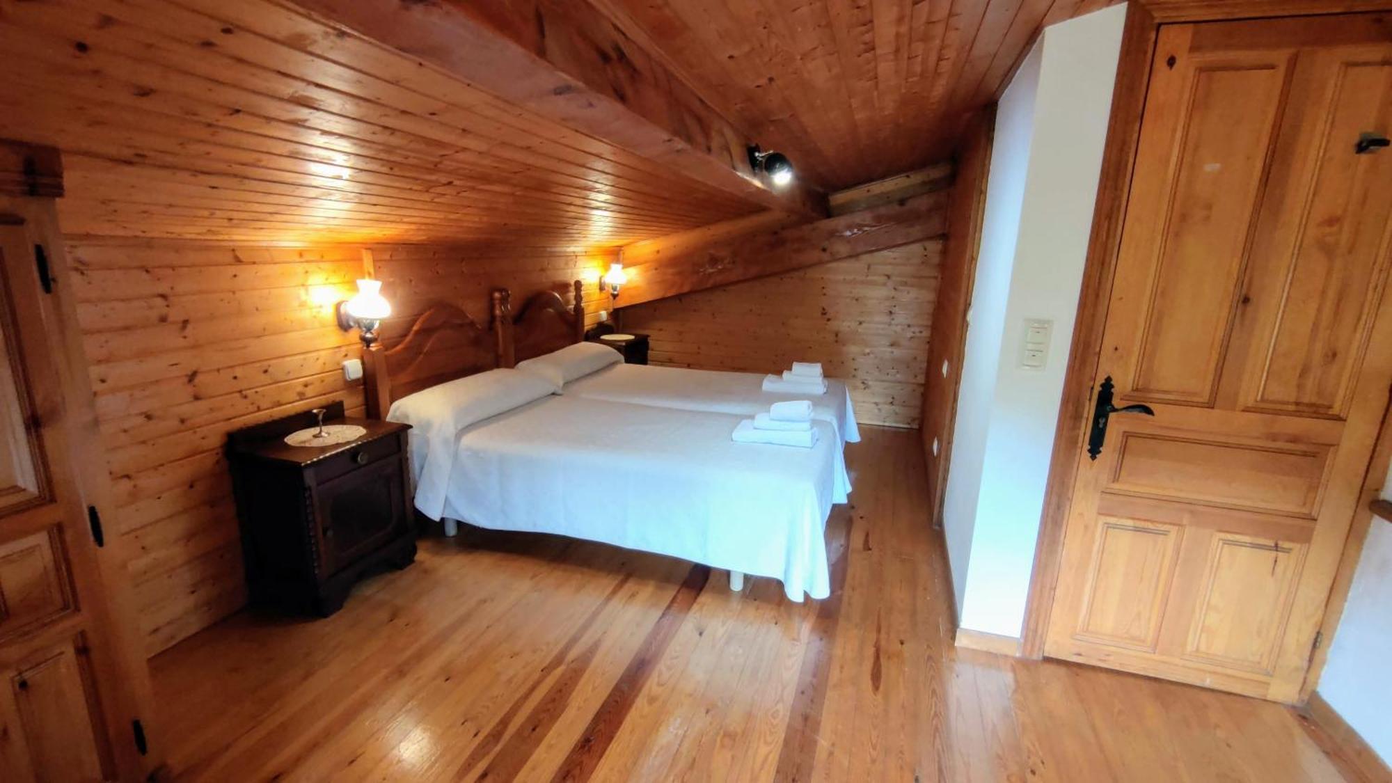 Apartamentos Rurales La Tabla Alles Eksteriør bilde