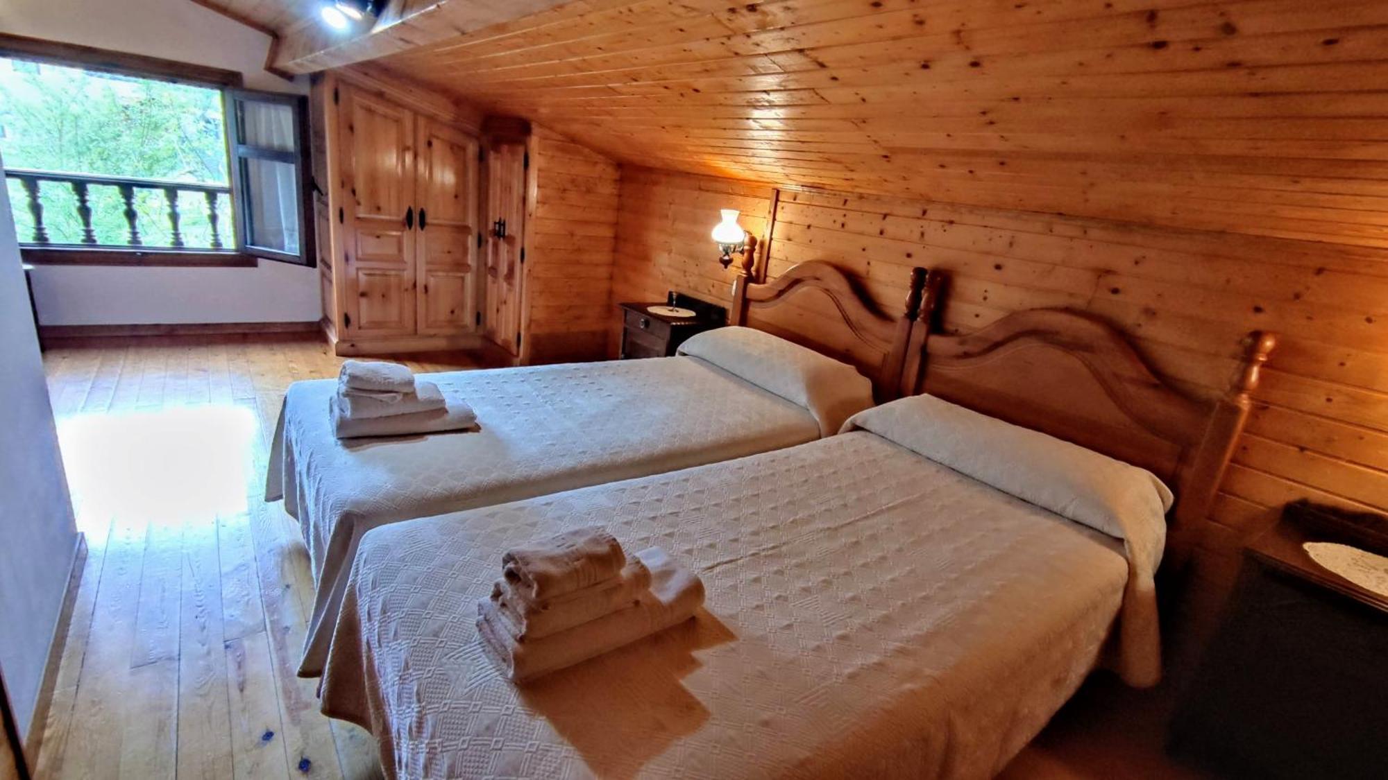 Apartamentos Rurales La Tabla Alles Eksteriør bilde